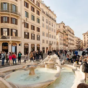 Sonder Piazza Di Spagna Rome