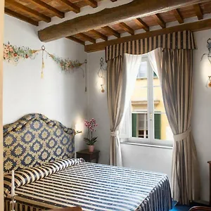**** Hotel Relais Dell'orologio Italy
